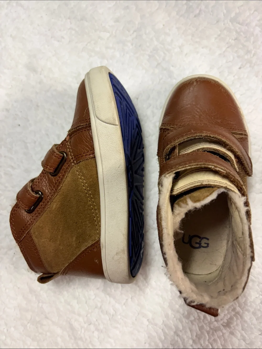 UGG size 8 Kids Brown & Tan Leather Suede Velcro Boots with Blue Tread